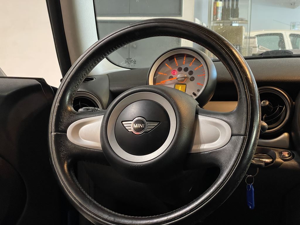 Mini ONE MINI R56 SALT BV6 1.4I - 95