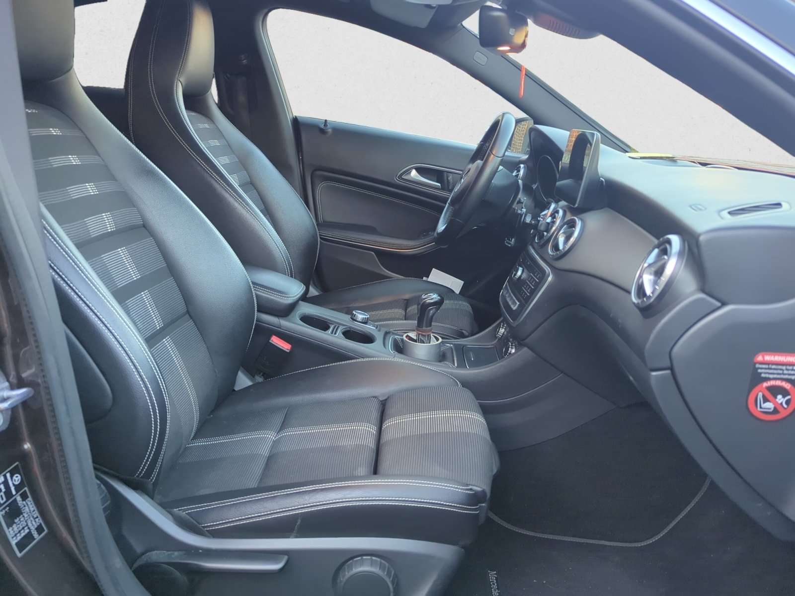 Mercedes-Benz CLA 180 Garantie 12 à 48 Mois