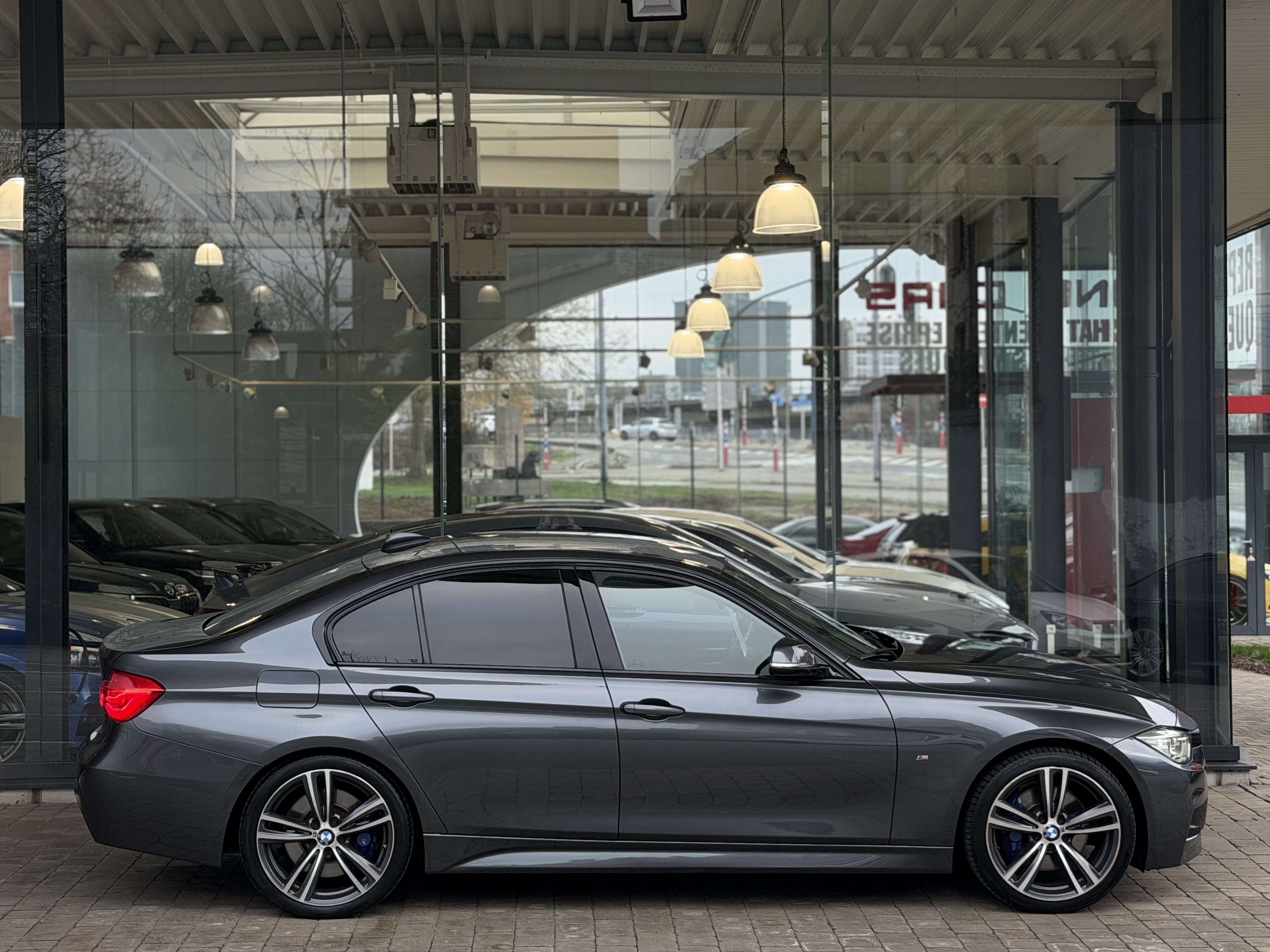 BMW 316 d "PACK-M Performance" BIXENON-CUIR-GPS-CLIM-JA19P