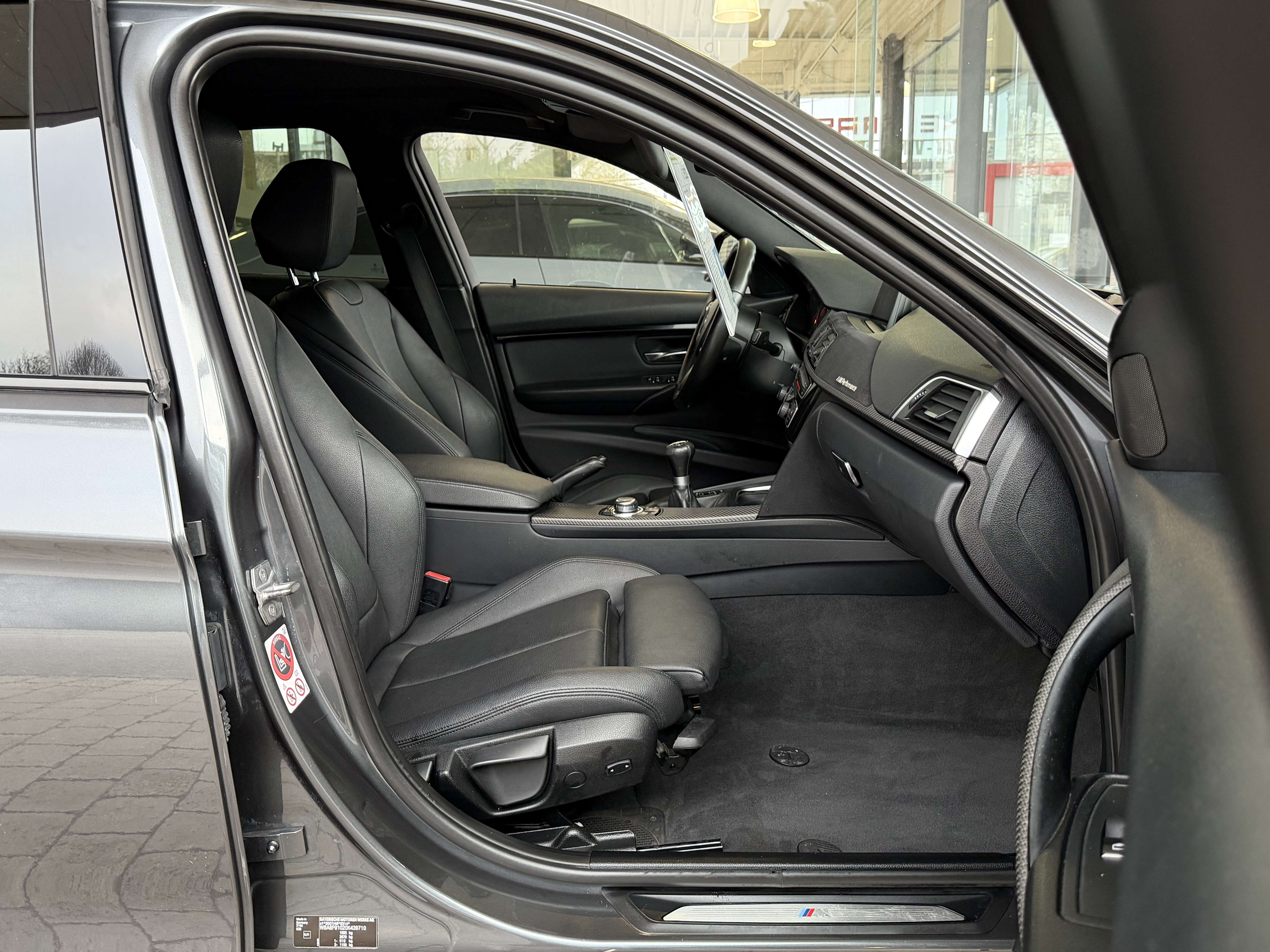 BMW 316 d "PACK-M Performance" BIXENON-CUIR-GPS-CLIM-JA19P