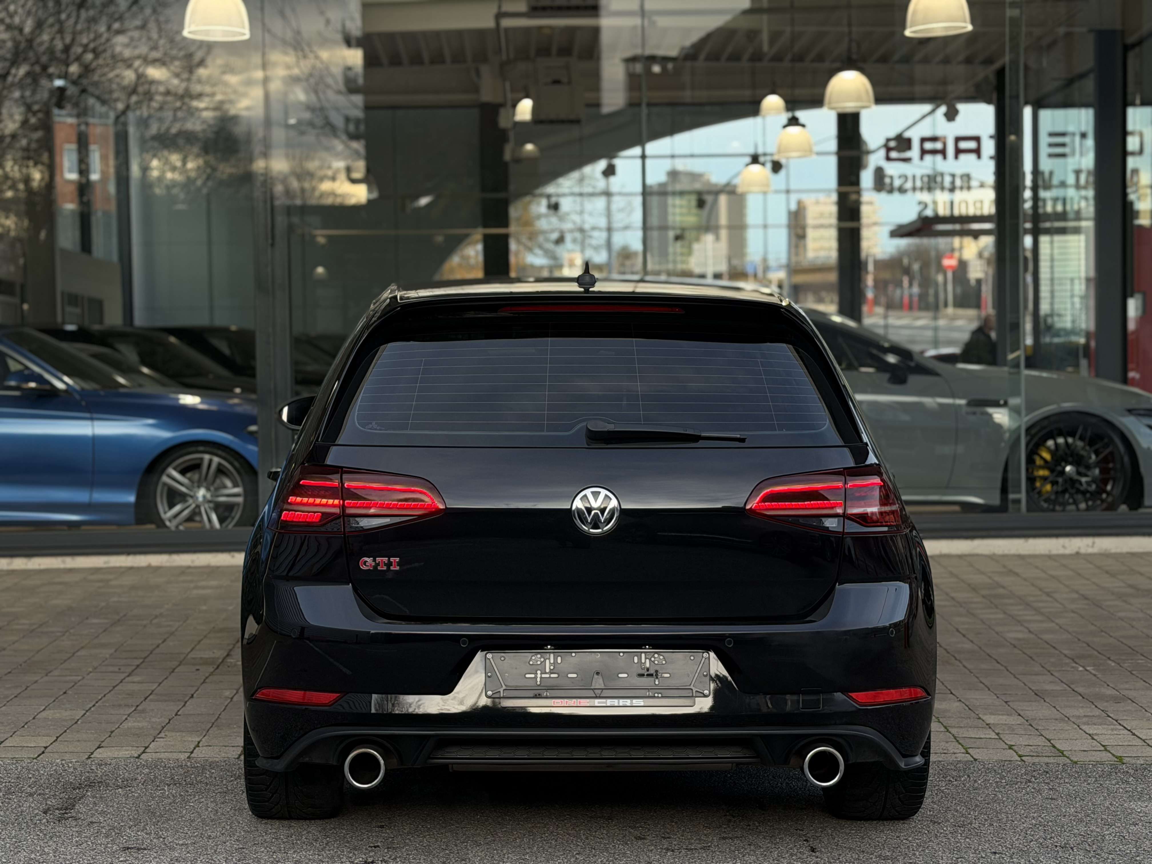 Volkswagen Golf GTI 7.5 Performance COCKPIT-GPS-SIEGES TCR-BIXENON...