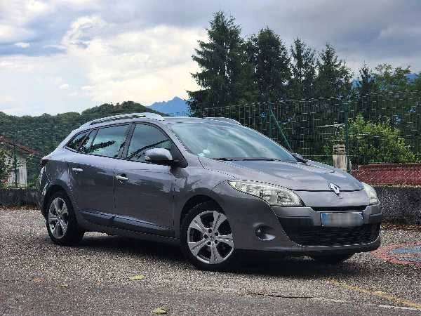 Renault Megane III (2) ESTATE 1.5 DCI 110 FAP AUTHENTIQUE ECO2