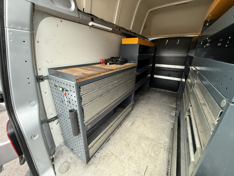 Volkswagen TRANSPORTER FG / PRIX HT 16 650 / 3.0T L2H2 2.0 TDI 102CH BUSINESS LINE