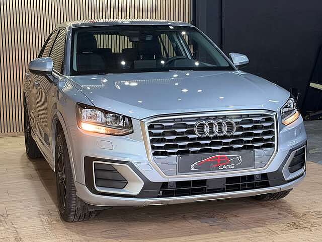 Audi Q2 1.0 TFSI * ULTRA * GARANTIE 12 MOIS * 1ER PROP