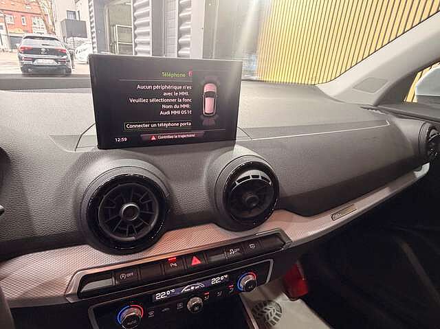 Audi Q2 1.0 TFSI * ULTRA * GARANTIE 12 MOIS * 1ER PROP