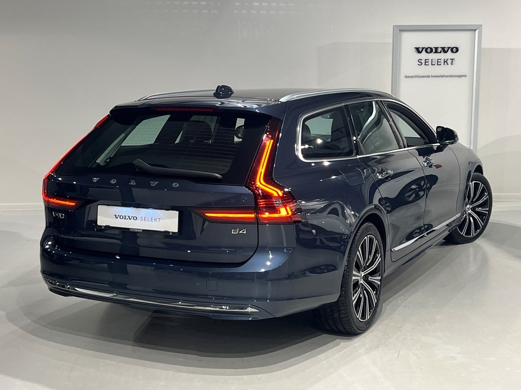 Volvo V90 II (2) B4 197 INSCRIPTION GEARTRONIC 8