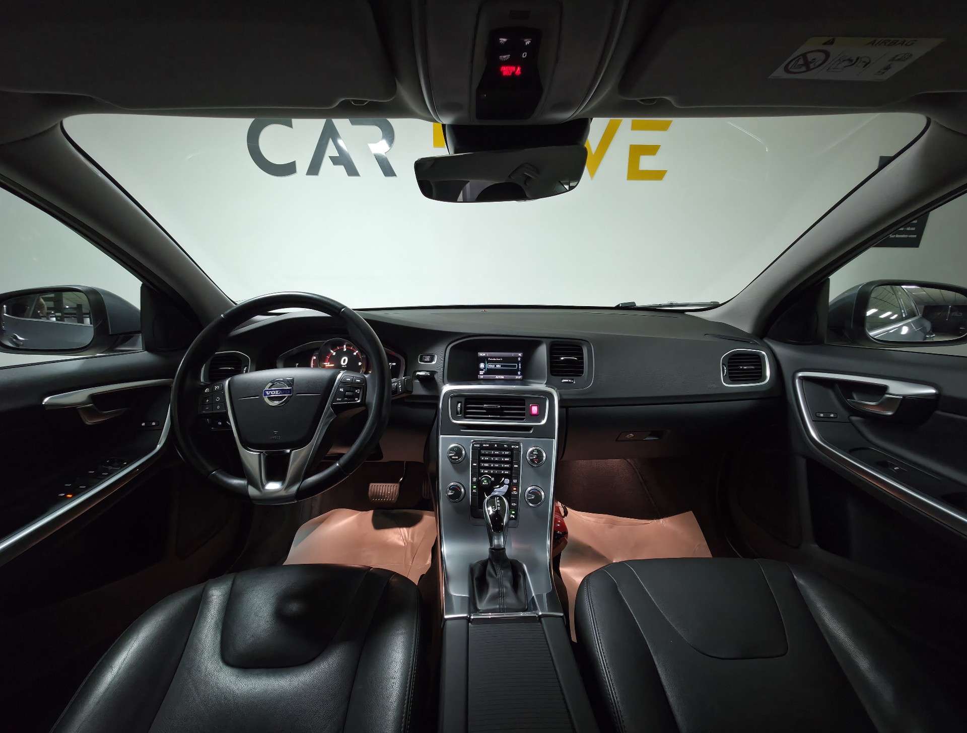 Volvo S60 2.0 D2 B AUTO/CAPTEUR/CRUISE/CUIR/GARANTIE 1 AN