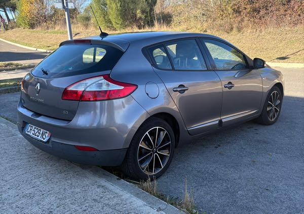 Renault Megane III (3) 1.6 DCI 130 ENERGY BOSE EDITION ECO2
