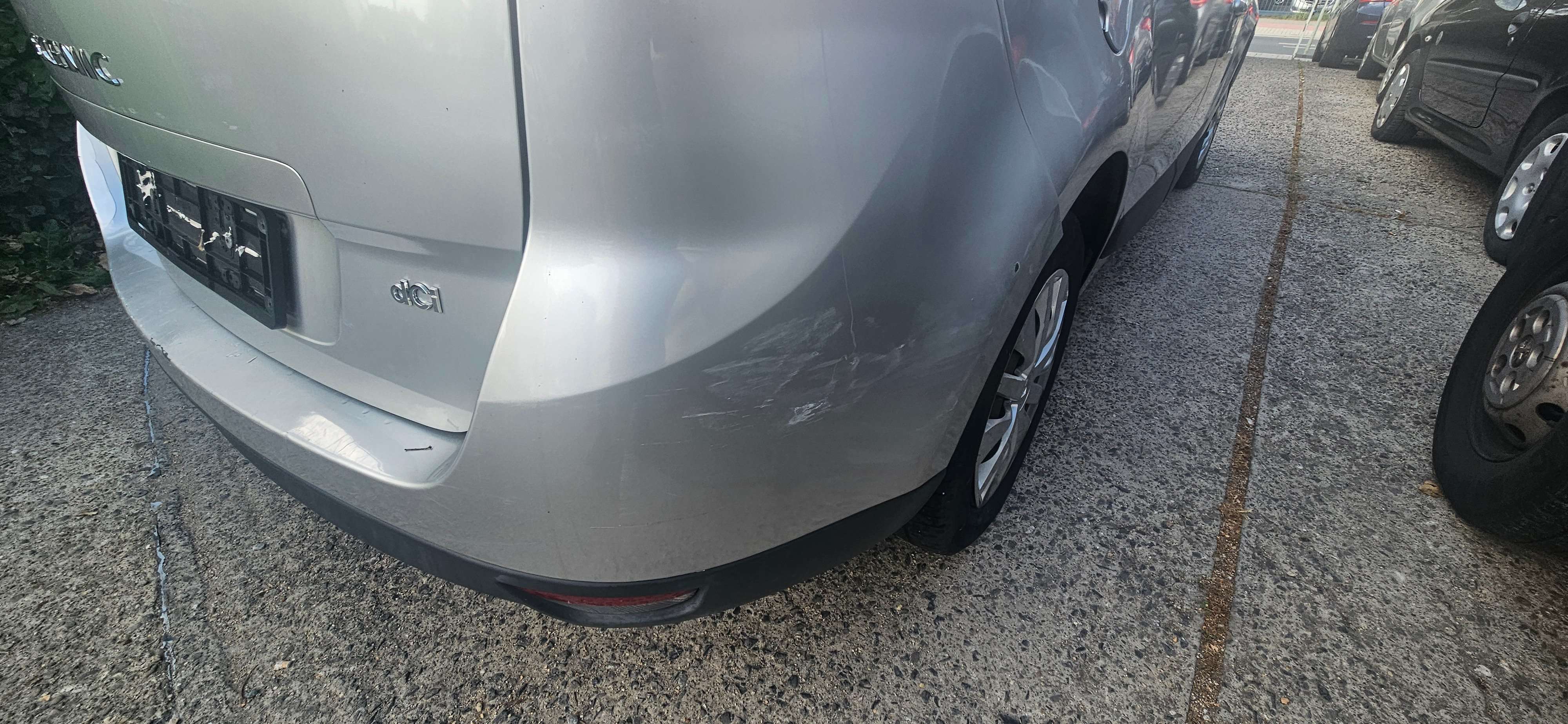 Renault Scenic Scenic dCi 110 EDC Dynamique