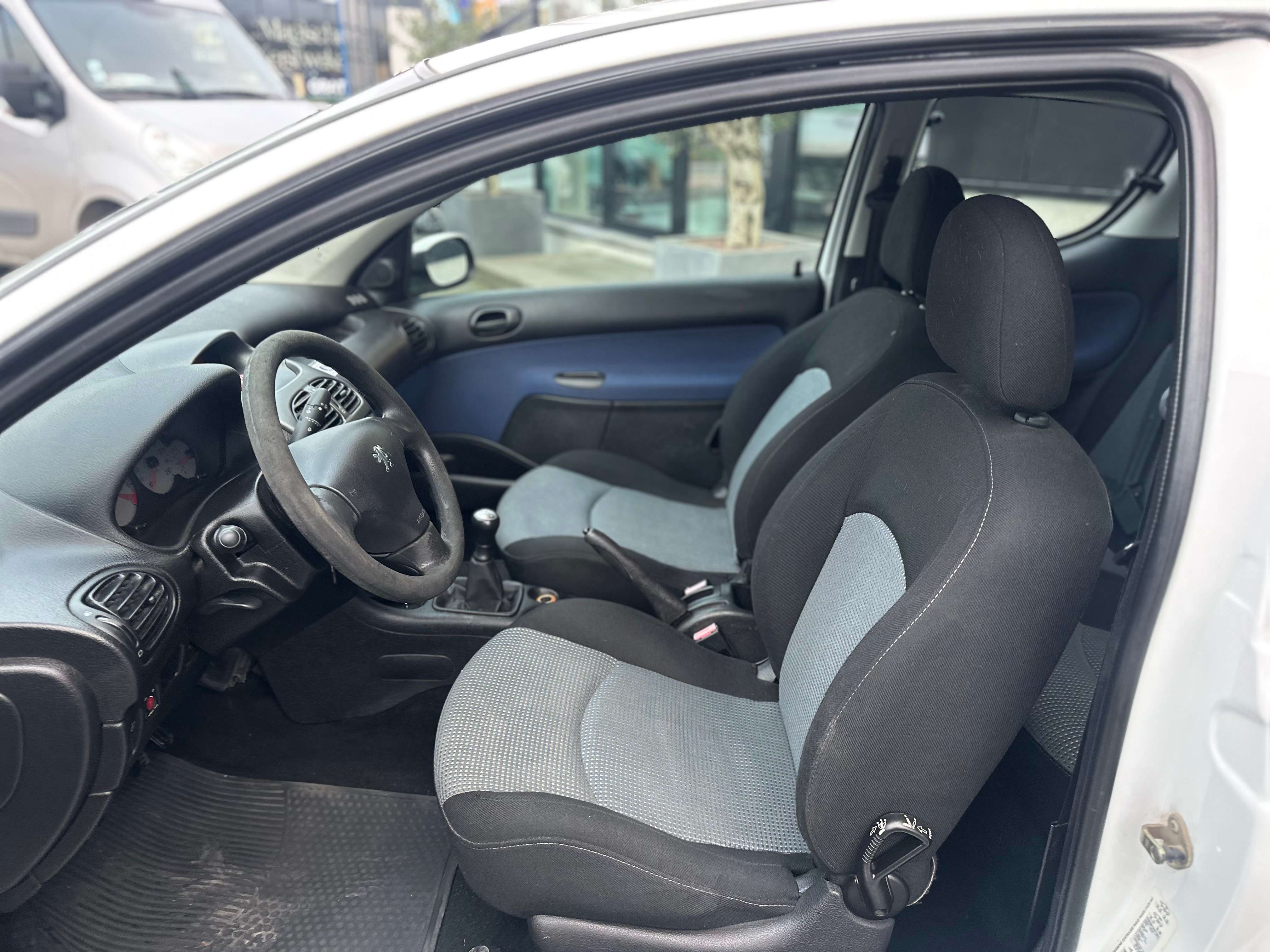Peugeot 206 1.4 i Benzine 75pk 1 er prop