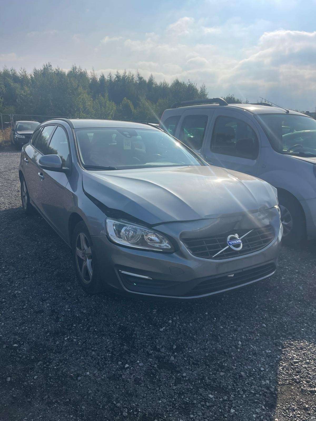 Volvo V60 D2 120 ch Stop&Start Geartronic 6 Kinetic Business