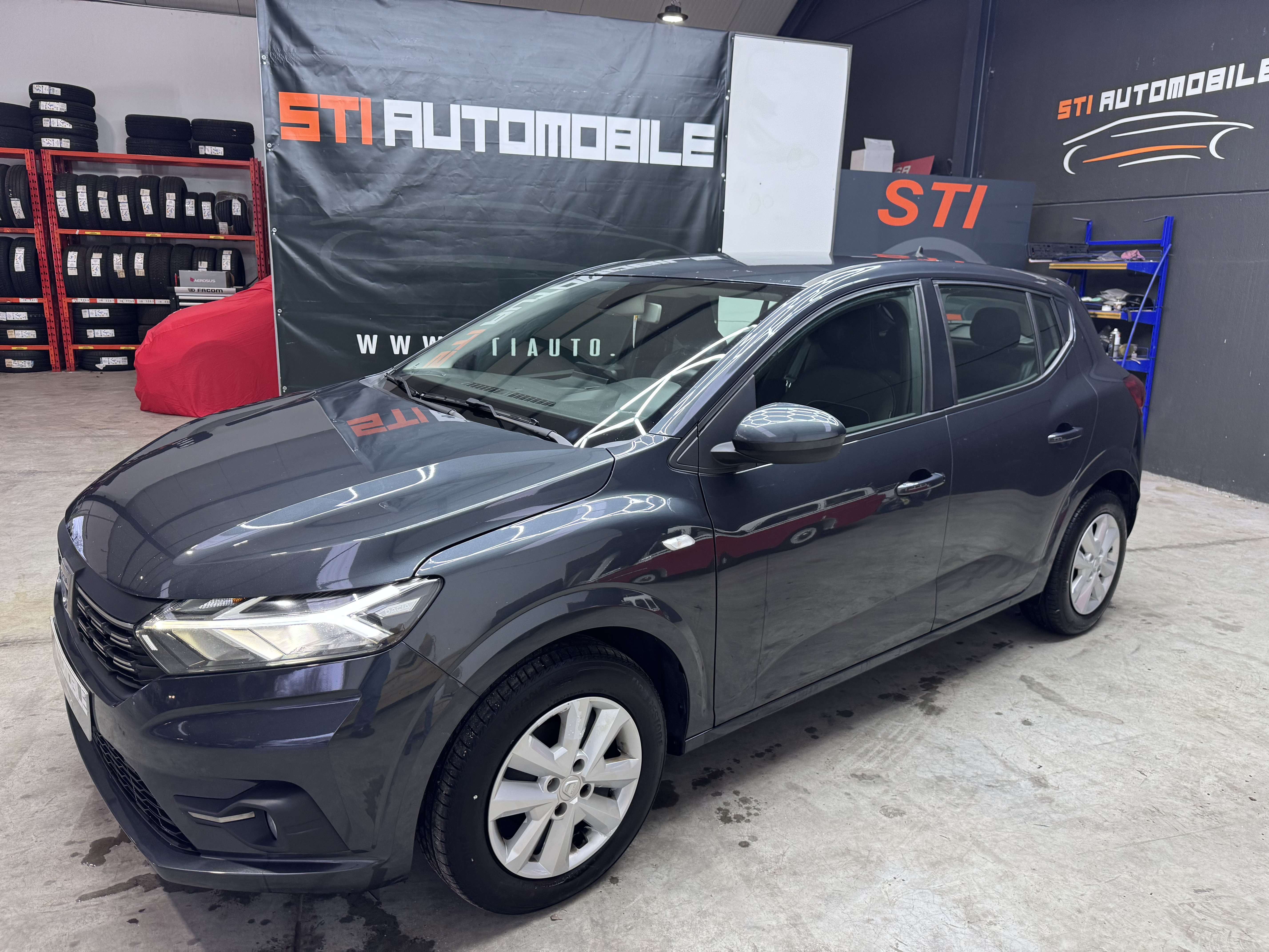 Dacia Sandero ** GARANTIE 12 MOIS ** LPG**