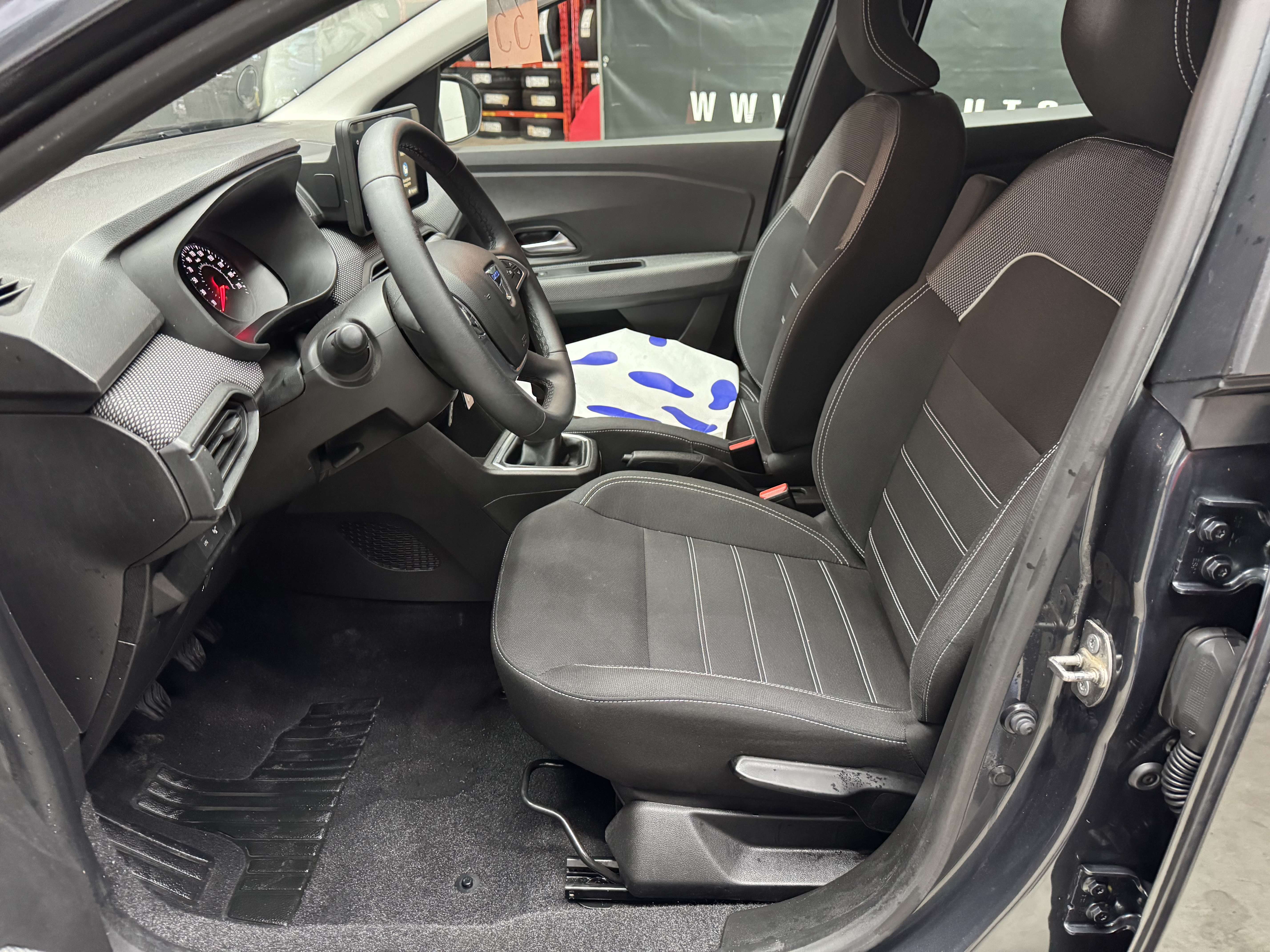 Dacia Sandero ** GARANTIE 12 MOIS ** LPG**