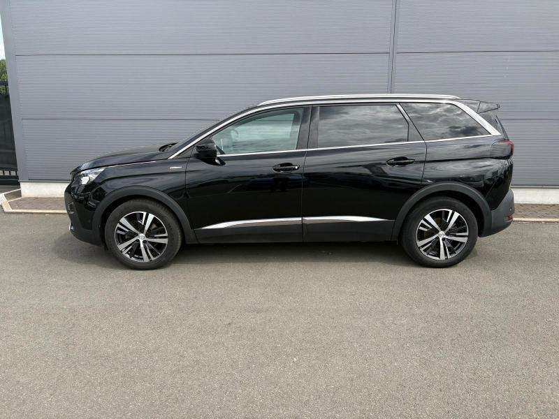 Peugeot 5008 1