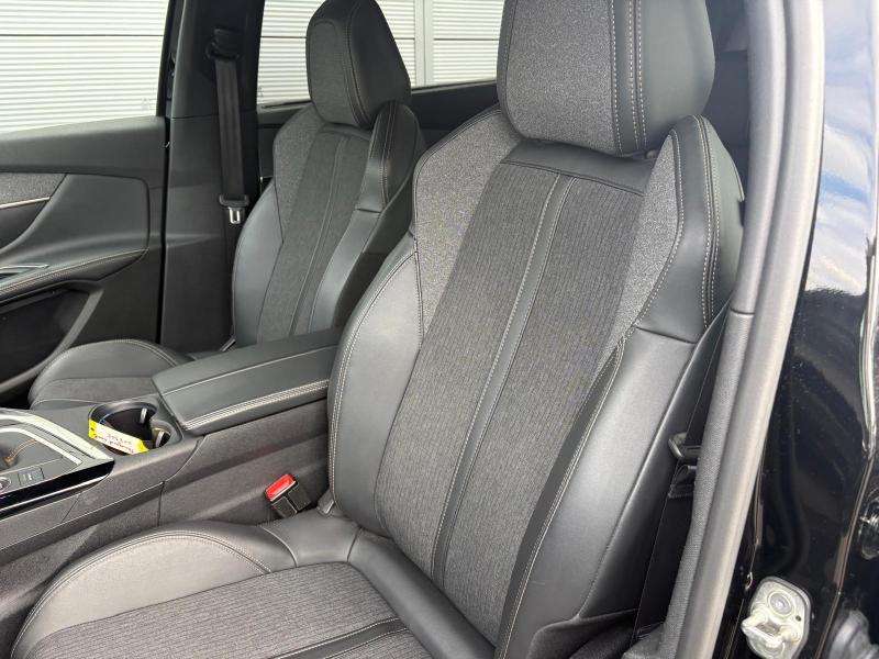 Peugeot 5008 1