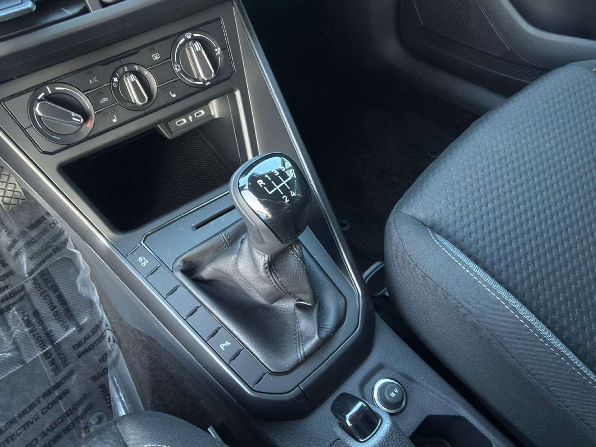 Volkswagen Polo 1.0 i Verwamde zetels Model 2026 !!!!  NIEUW