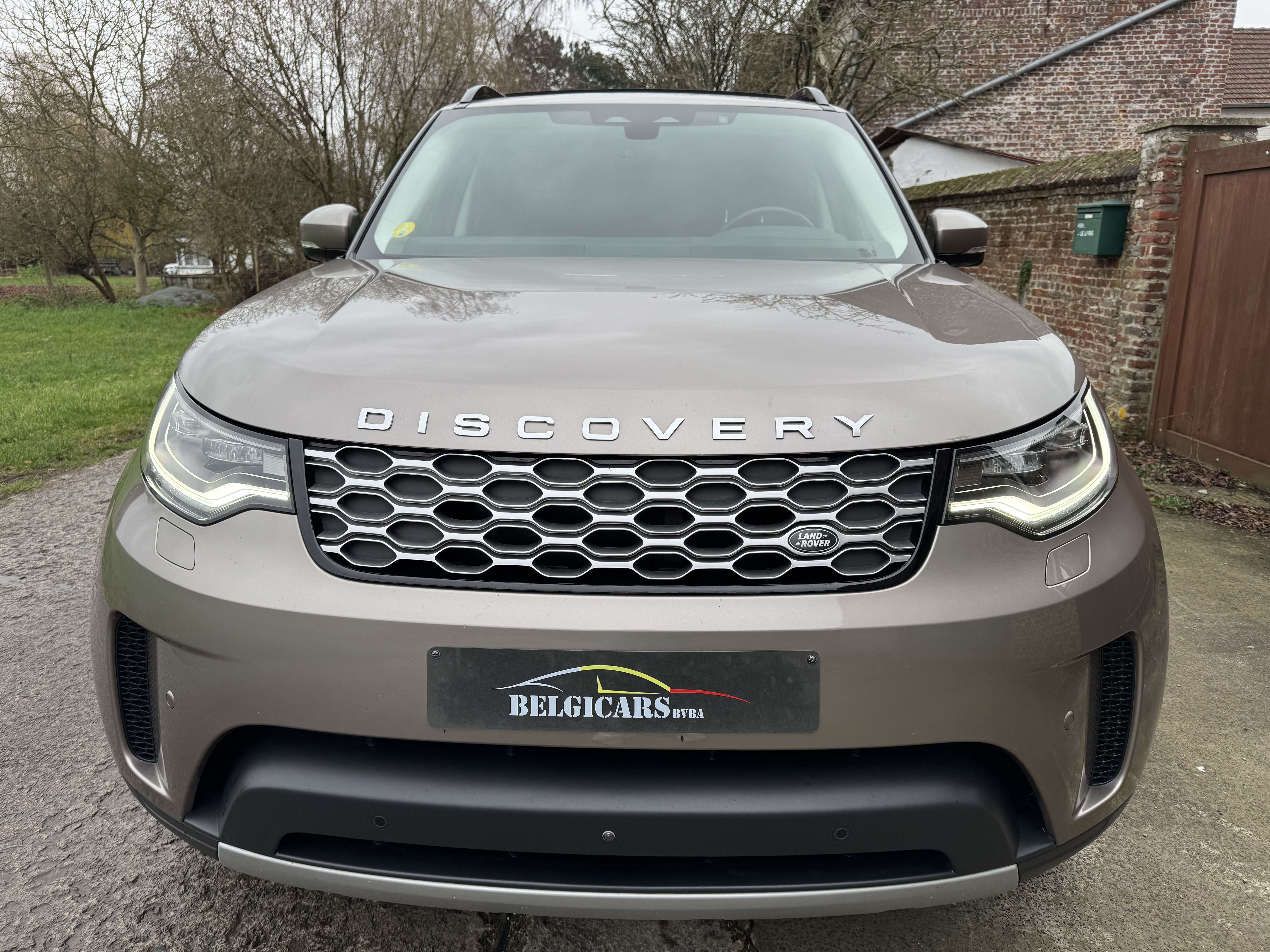 Land Rover Discovery 3.0 D || PANO || CAM || GARANTIE 2027 || ATELAGE