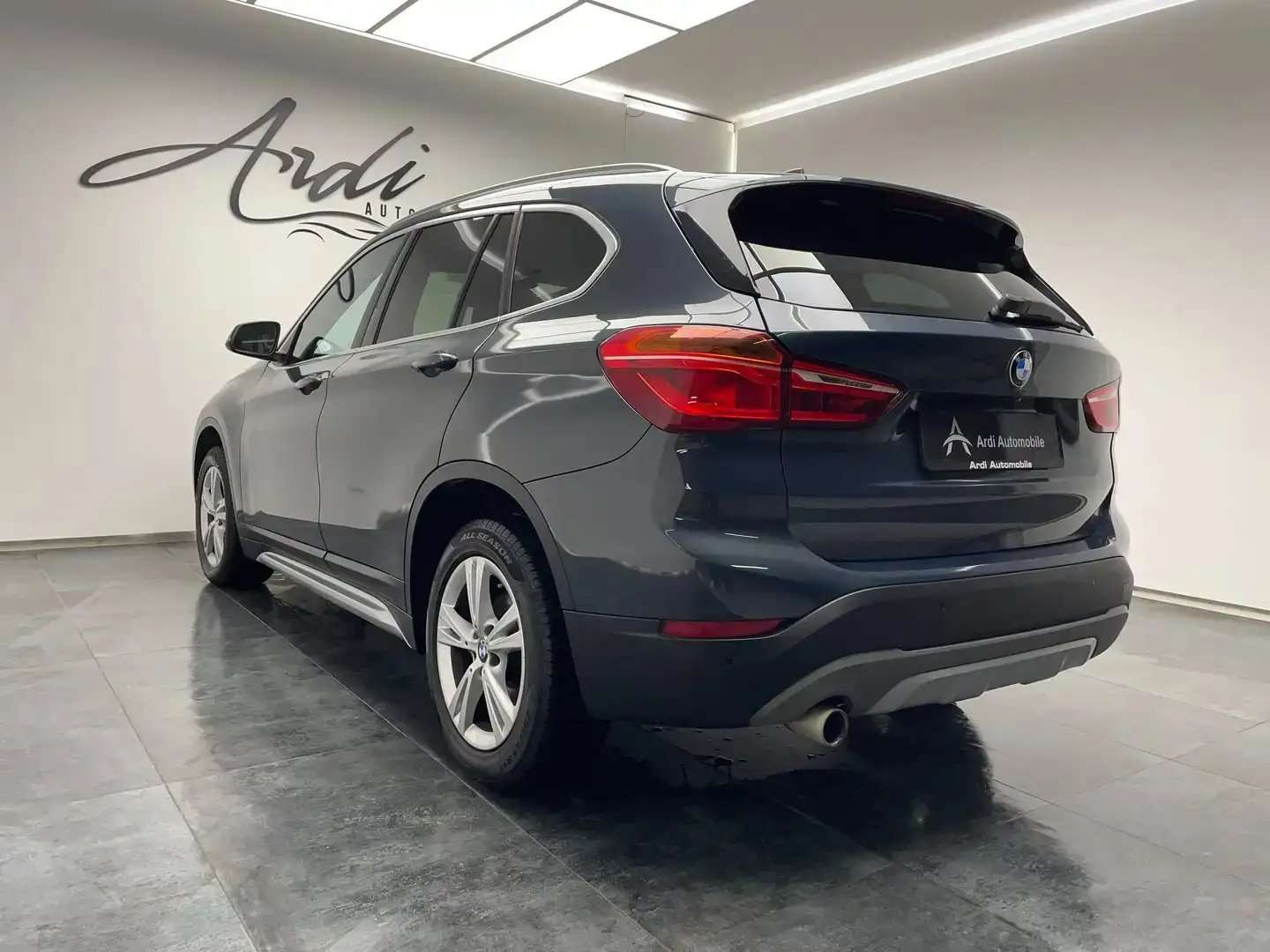 BMW X1 1.5iA sDrive *TVA*CAMERA*LED*1ER PROPRIO*GARANTIE*