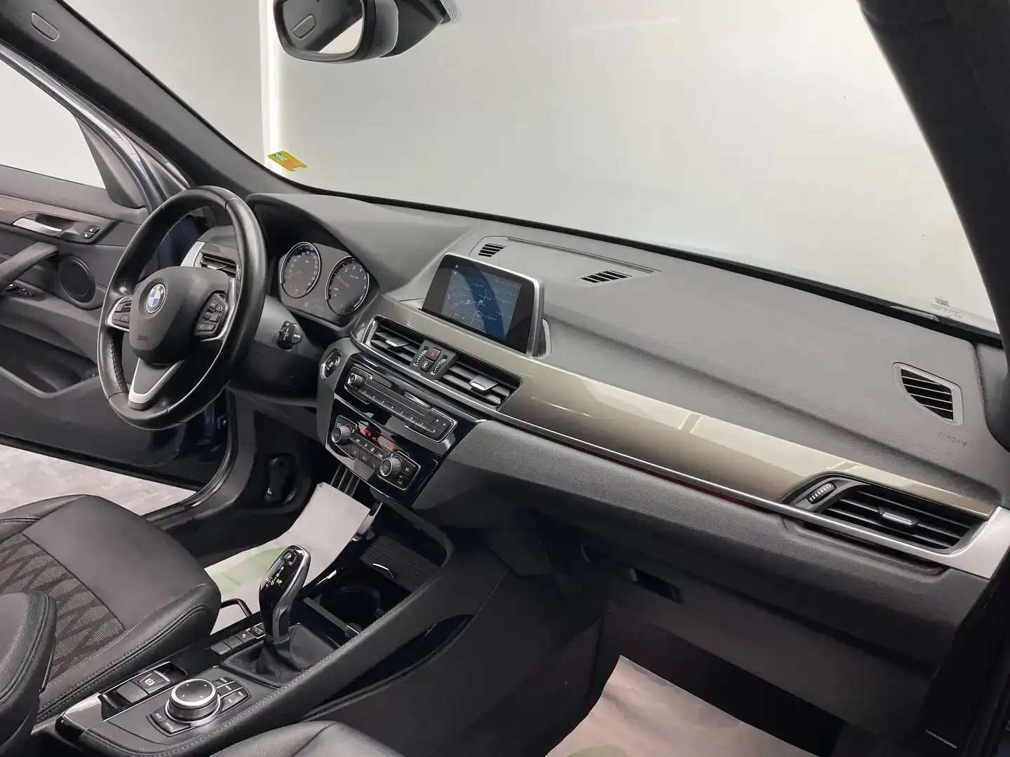 BMW X1 1.5iA sDrive *TVA*CAMERA*LED*1ER PROPRIO*GARANTIE*