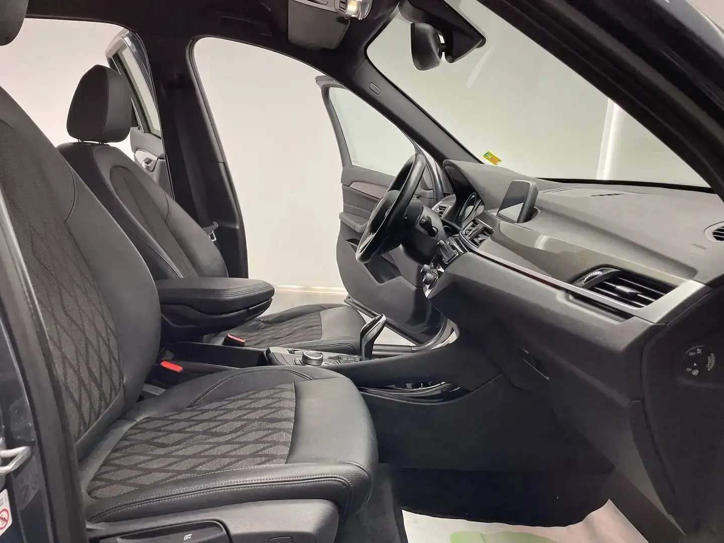 BMW X1 1.5iA sDrive *TVA*CAMERA*LED*1ER PROPRIO*GARANTIE*