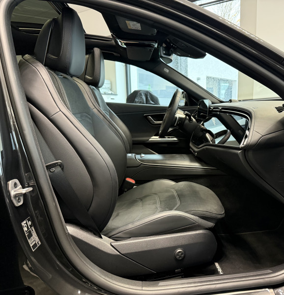 Mercedes-Benz CLASSE E / A PARTIR DE 722,26/MOIS* / 220 D 197+23CH AMG LINE 9G-TRONIC