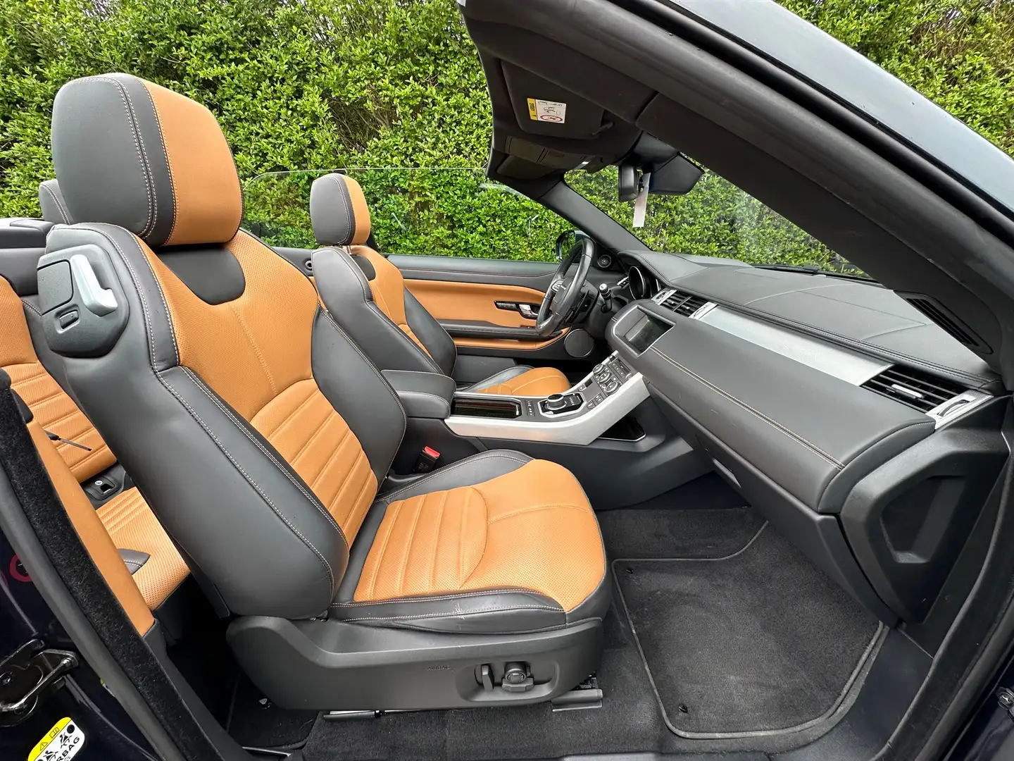 Land Rover Range Rover Evoque 2.0 TD4 4WD NAVI CAMERA CUIR EURO 6B SIEG CHAUFF