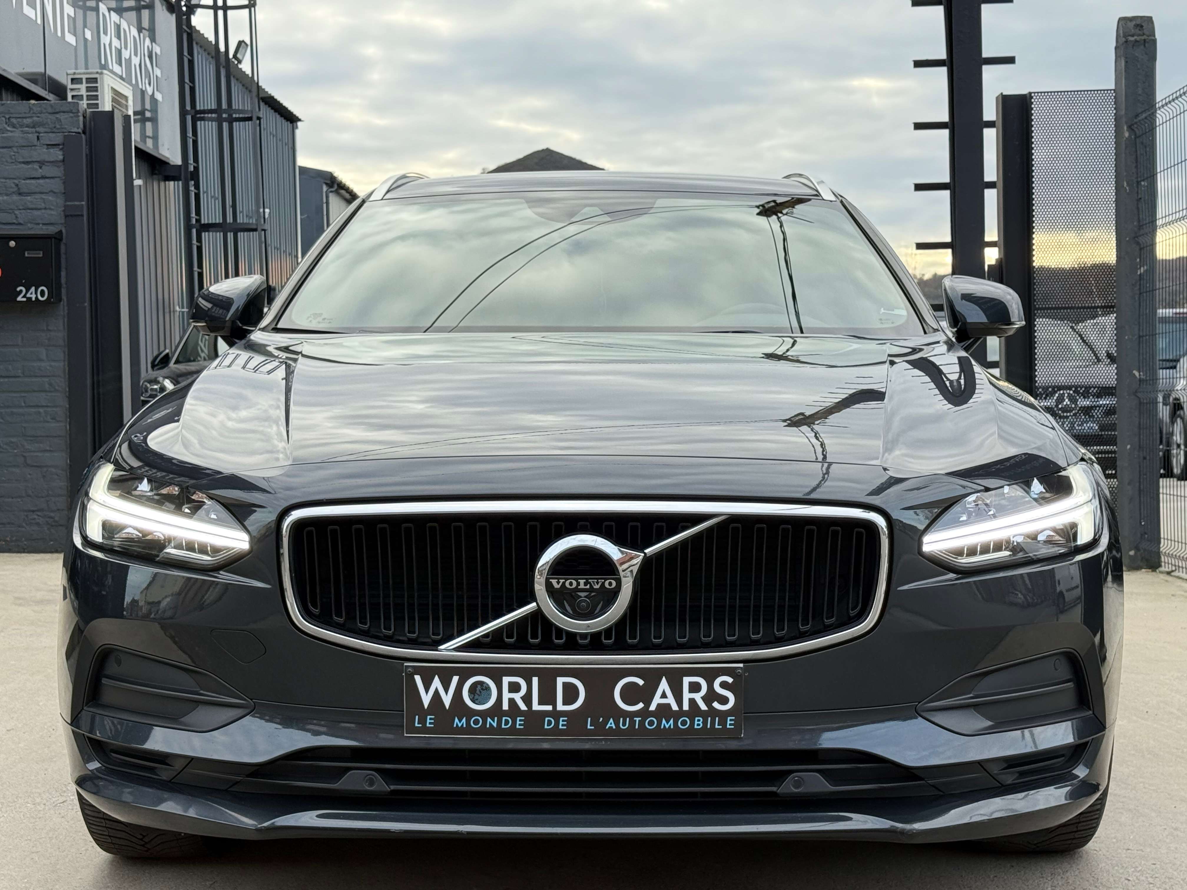 Volvo V90 2.0 D3 AUTO. DISTRO CAM360° COCKPIT FULL OP