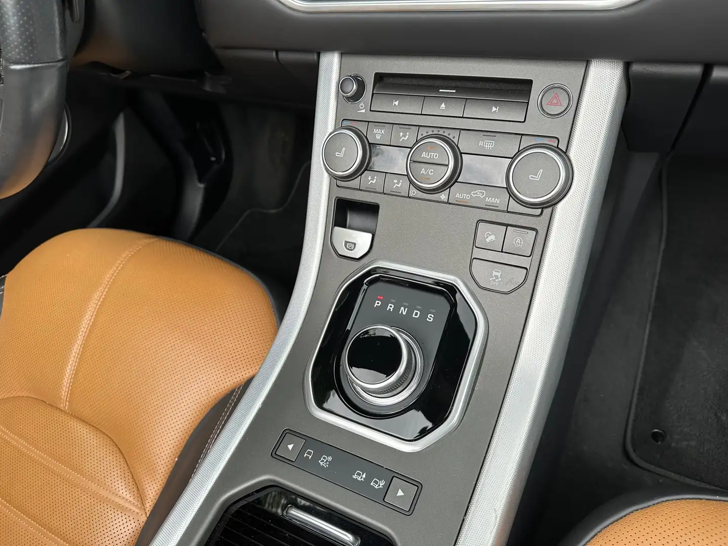 Land Rover Range Rover Evoque 2.0 TD4 4WD NAVI CAMERA CUIR EURO 6B SIEG CHAUFF