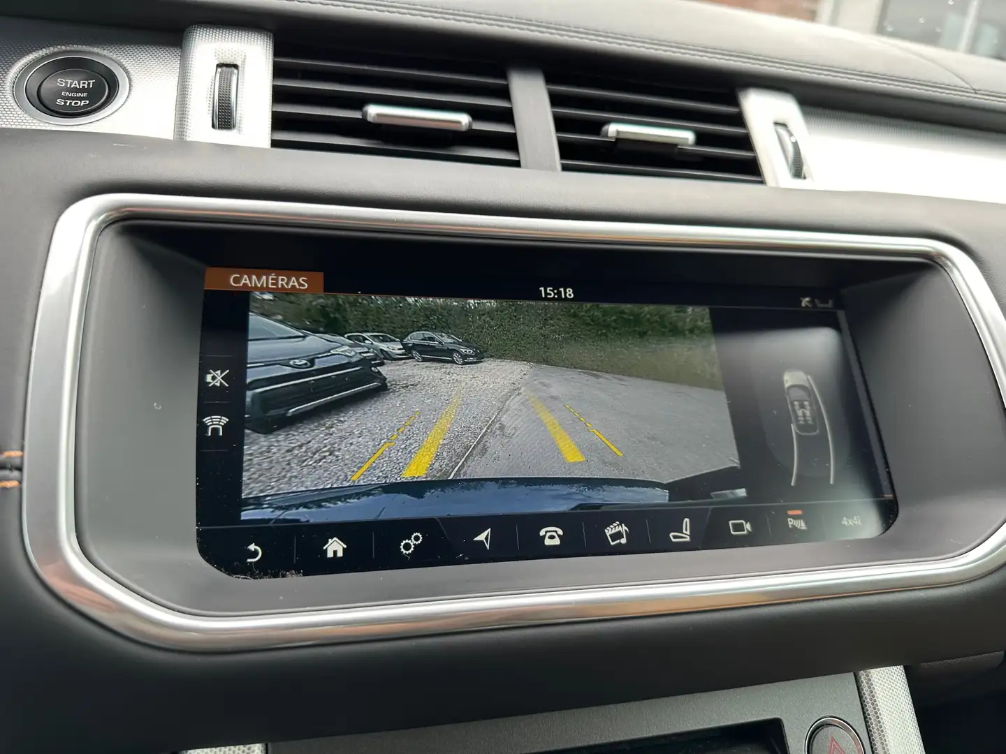 Land Rover Range Rover Evoque 2.0 TD4 4WD NAVI CAMERA CUIR EURO 6B SIEG CHAUFF