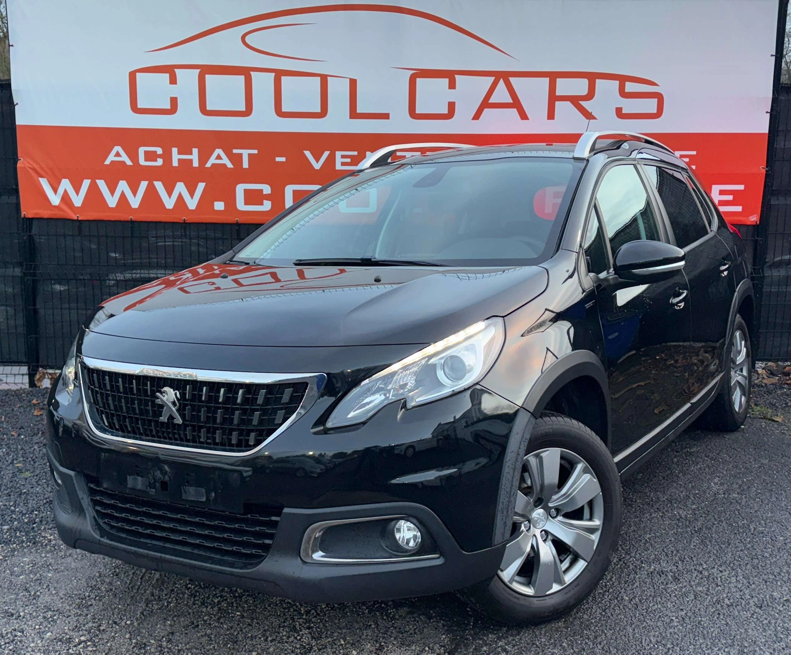 Peugeot 2008 1.2i Signature - EU6 - GARANTIE 1AN -