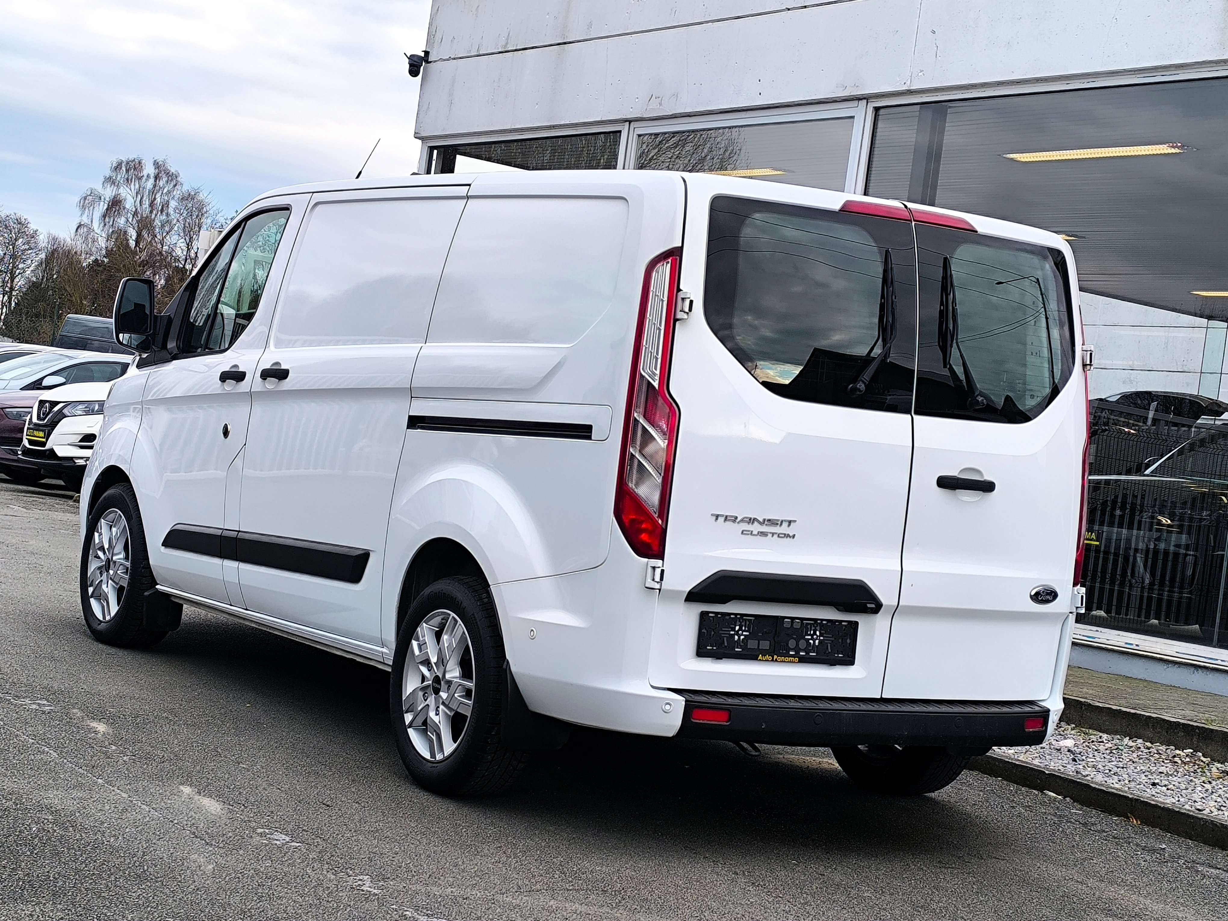 Ford Transit Custom 2.0TDCI 130CV B.AUTO L2 TVA COMPRİ 2X PORTE LATER