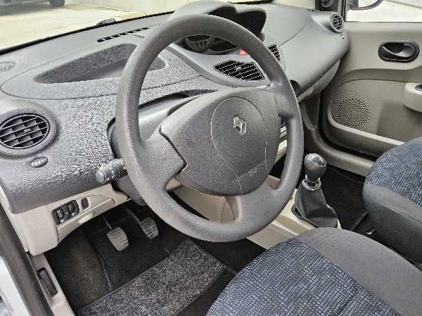 Renault Twingo II 1.2 60 EXPRESSION