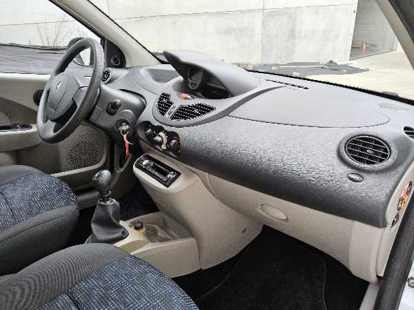 Renault Twingo II 1.2 60 EXPRESSION