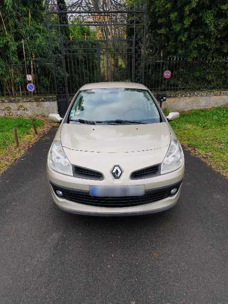Renault Clio 3 Privilège 1.5 dCi 1ère main/ Distri Neuve/ CT OK