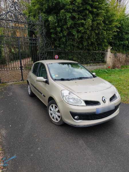 Renault Clio 3 Privilège 1.5 dCi 1ère main/ Distri Neuve/ CT OK