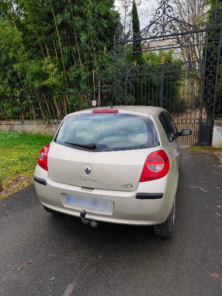 Renault Clio 3 Privilège 1.5 dCi 1ère main/ Distri Neuve/ CT OK