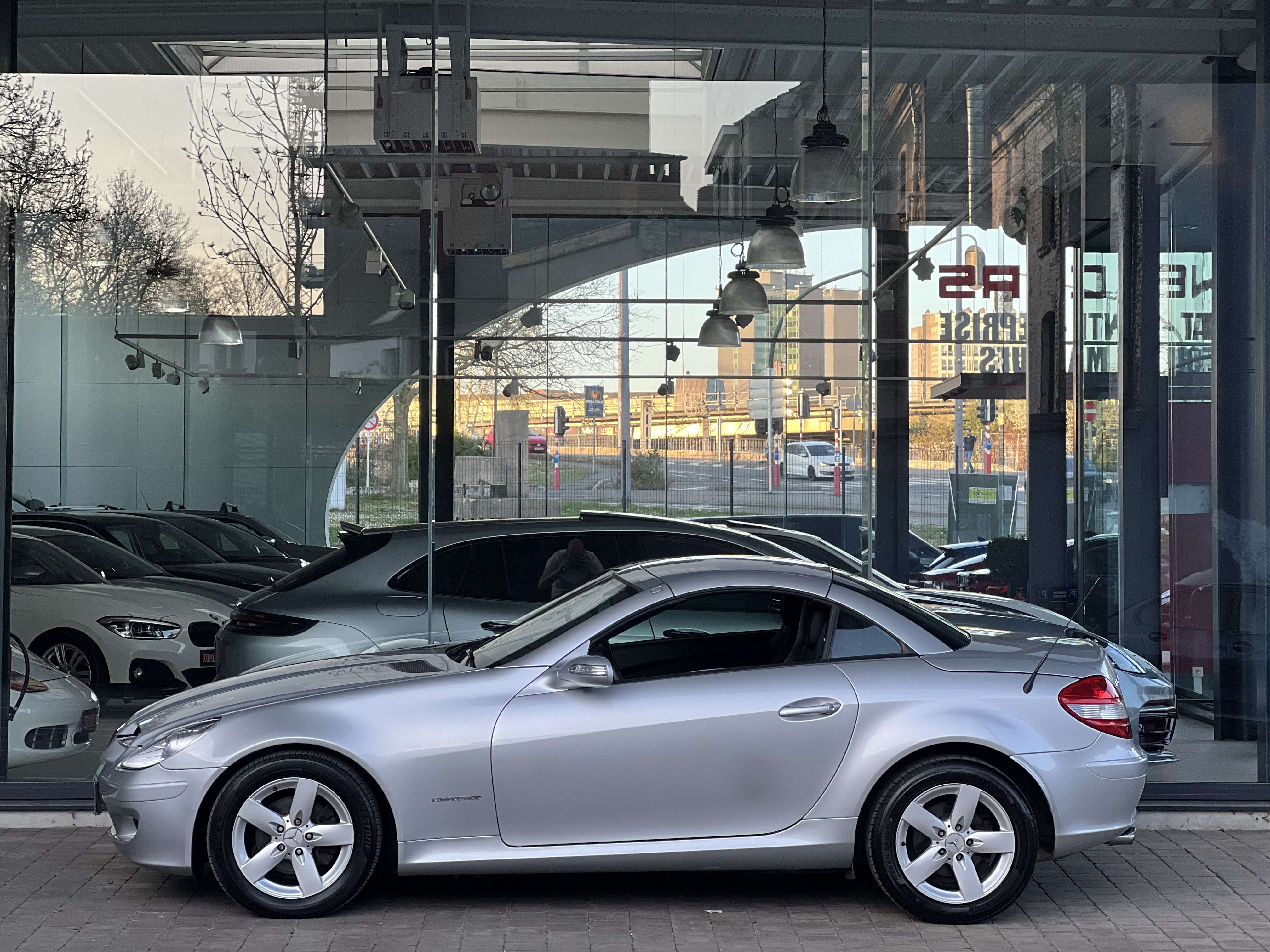 Mercedes-Benz SLK 200 Kompressor "Special Edition" XENON-GPS-CUIR-CLIM..