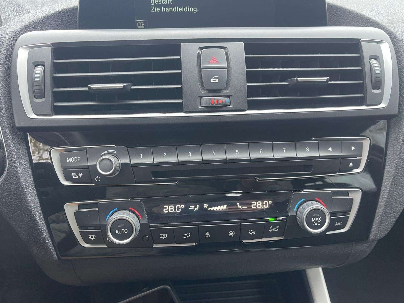 BMW 116 116d ch Lounge
