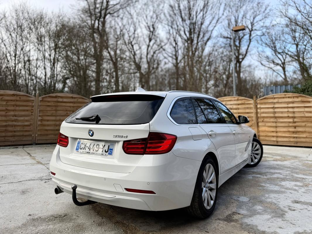 Bmw Serie 3 VI (F30) 318d 143ch Modern