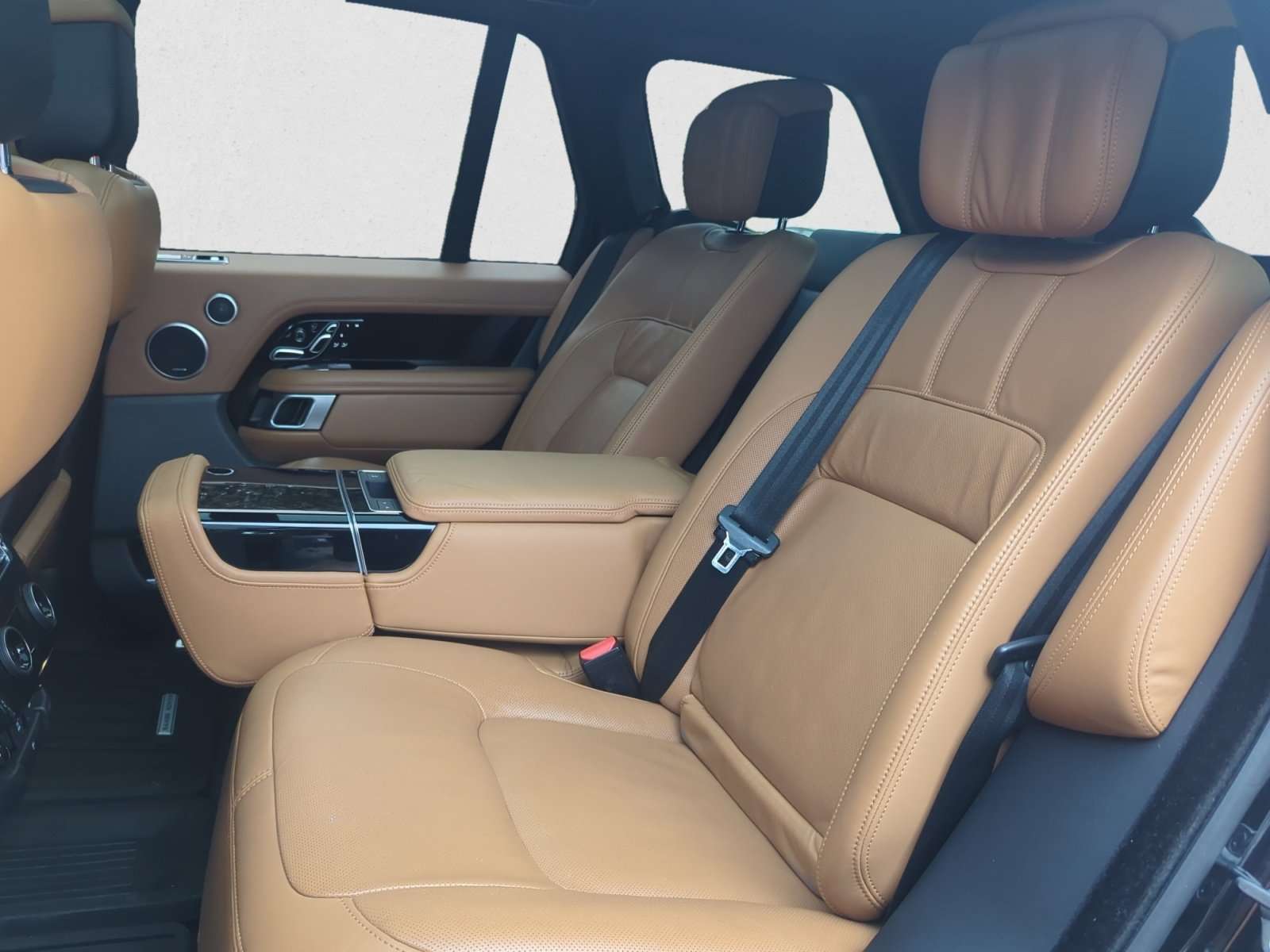 Land Rover Range Rover Long Autobiography P400e
