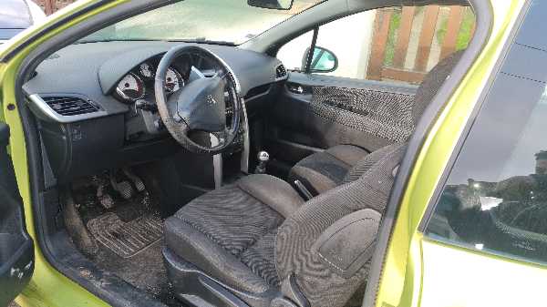 Peugeot 207 1.6 HDI 16V 90 SPORT 3P