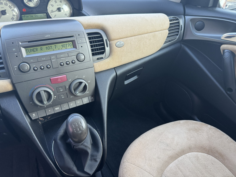 Lancia YPSILON 1.2 3P