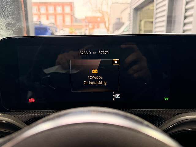 Mercedes-Benz CLA 180 Shooting Brake * SHOOTING BRAKE * PACK AMG * GAR 12 MOIS *