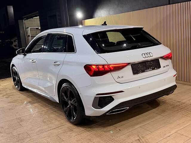 Audi A3 Sportback Sportback 35 TFSI S line S tronic * GAR 12 MOIS *