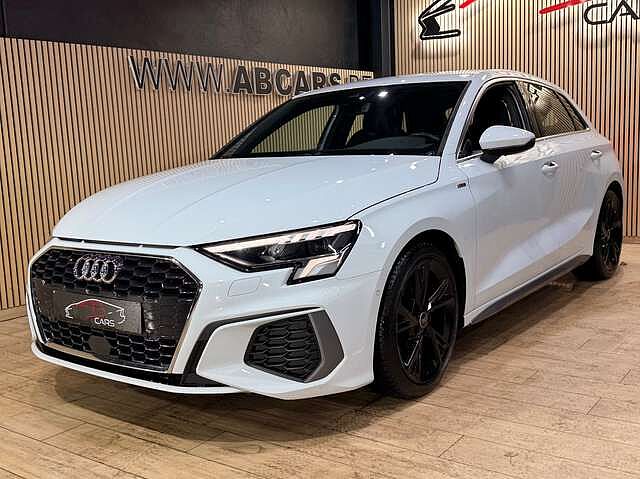 Audi A3 Sportback Sportback 35 TFSI S line S tronic * GAR 12 MOIS *