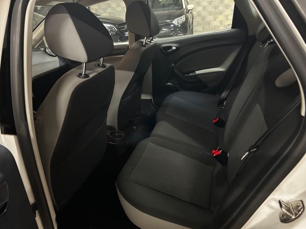 Seat Ibiza V 1.0 MPI 75 REFERENCE
