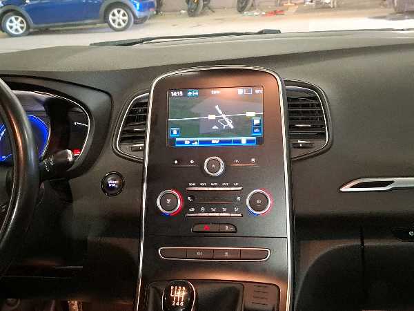 Renault Scenic IV 1.7 BLUE DCI 120 BUSINESS