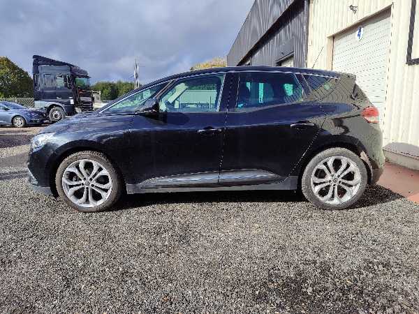 Renault Scenic IV 1.7 BLUE DCI 120 BUSINESS