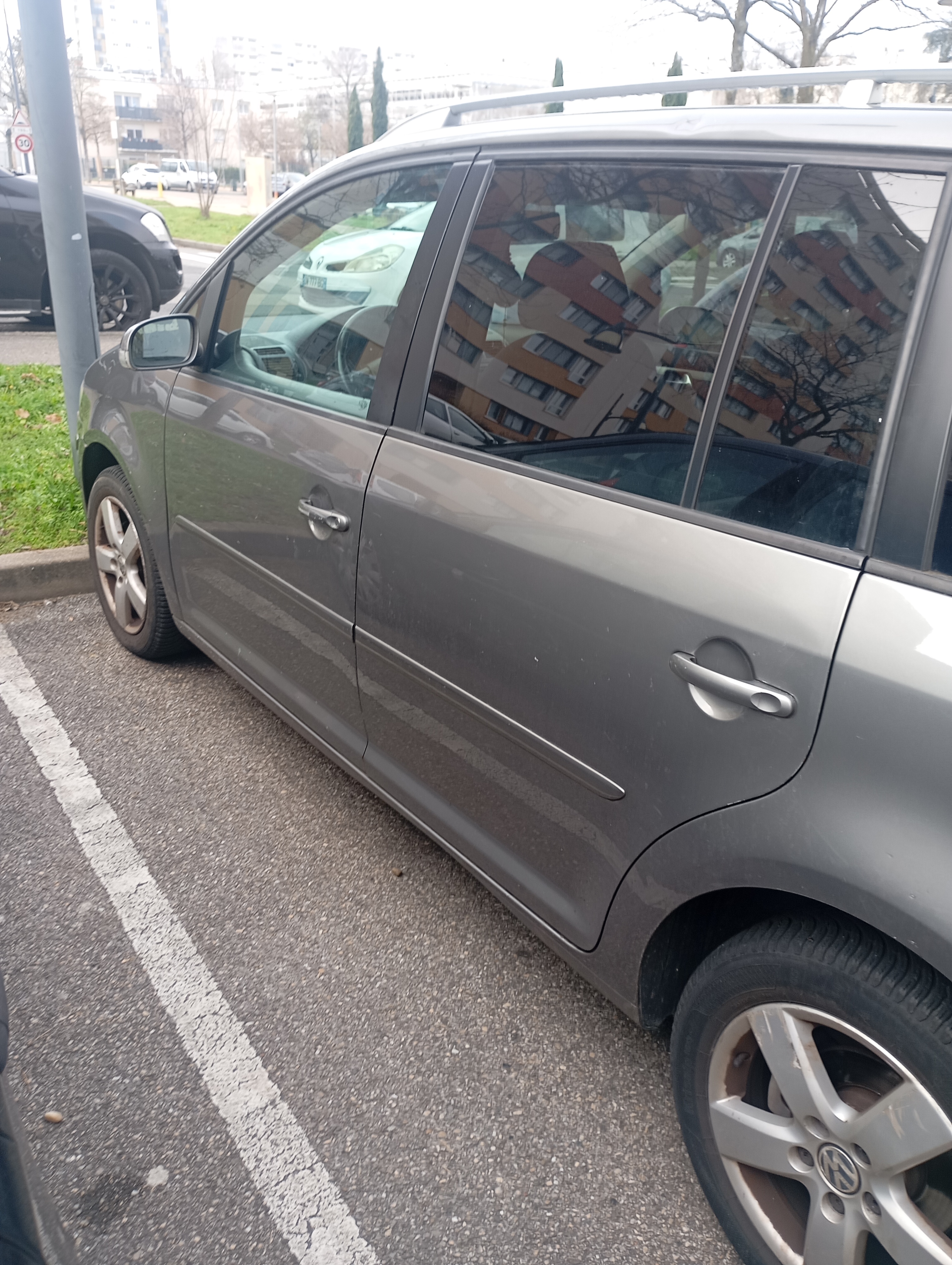Volkswagen Touran II 1.6 TDI 105 FAP CROSSTOURAN