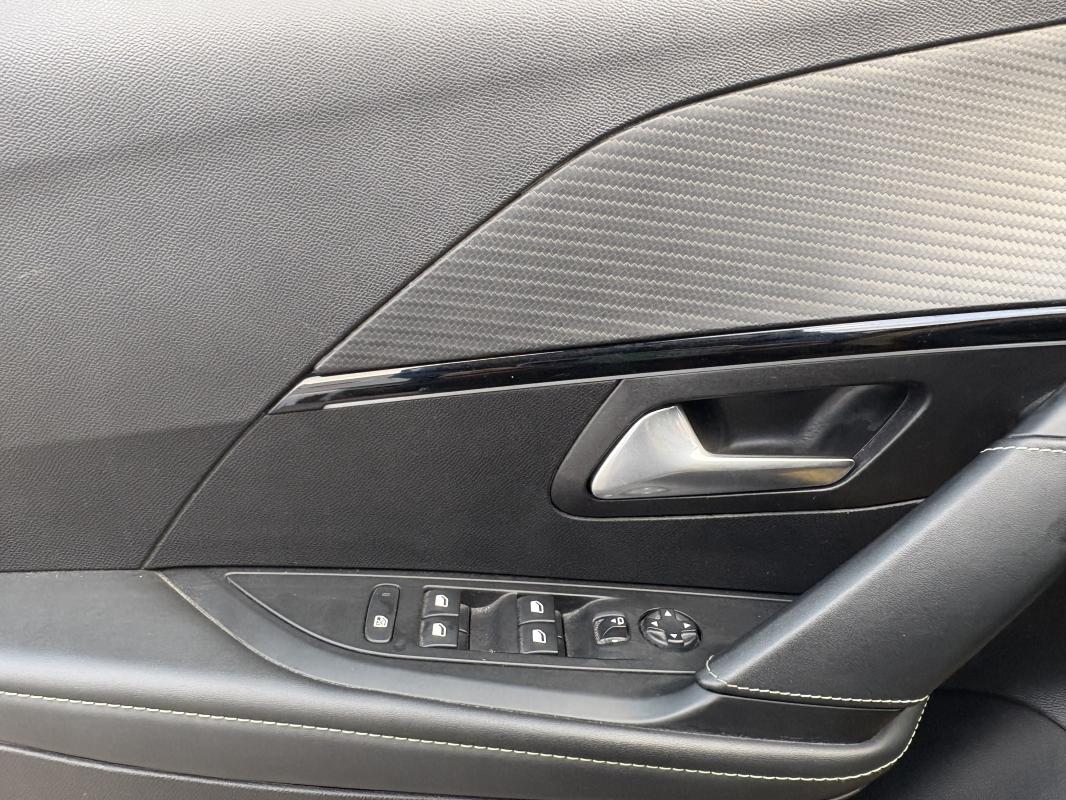Peugeot 208 101CV GT LINE BVM6
